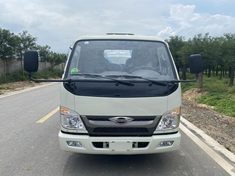 福田時(shí)代3立方噴灑車