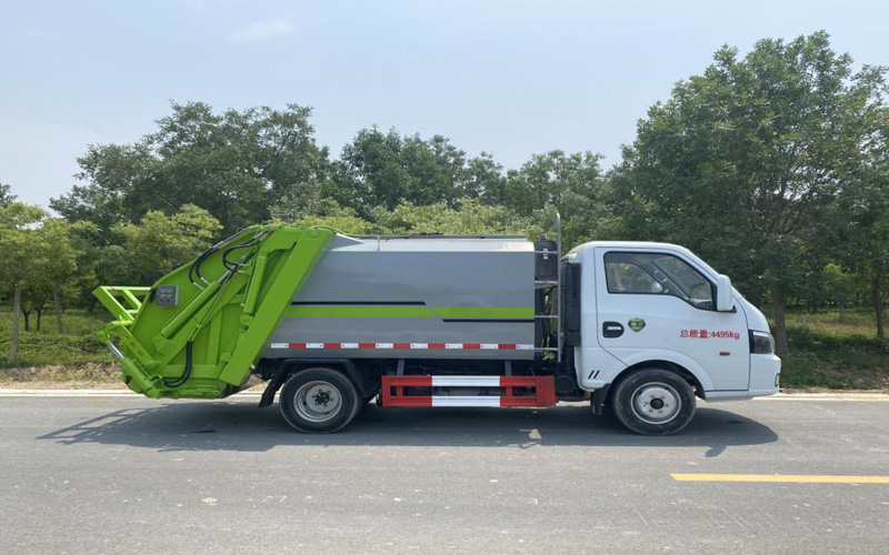 東風(fēng)途逸YTH5040ZYS6EQ型壓縮式垃圾車